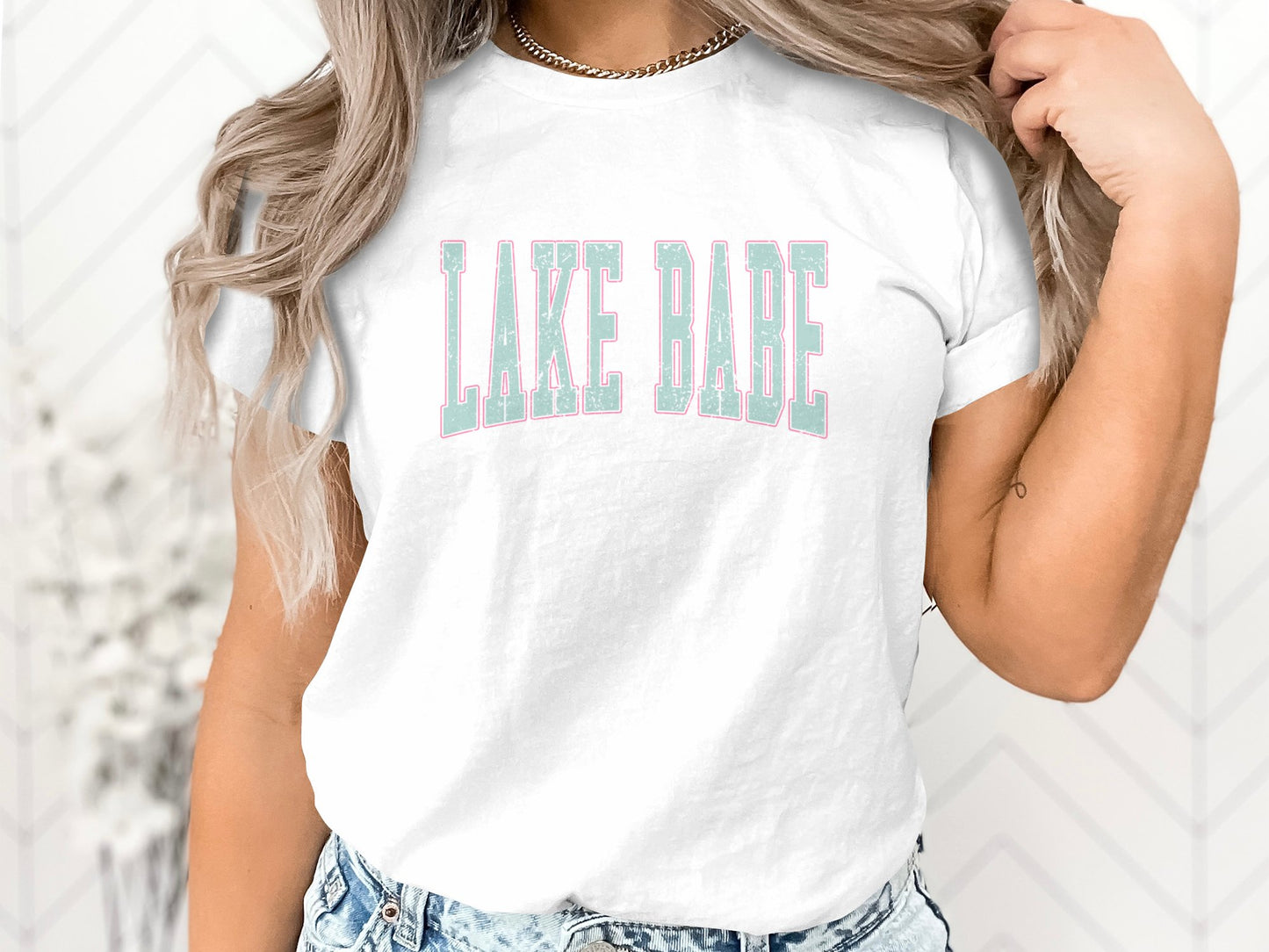 Lake Babe - Con 1